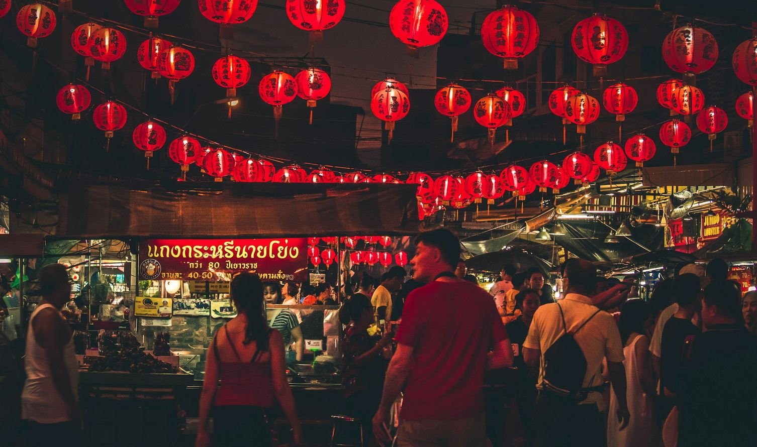 10 Crazy Nightlife Streets in Thailand